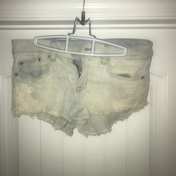 American Eagle Jean Shorts with Lace - Picture 2 of 5